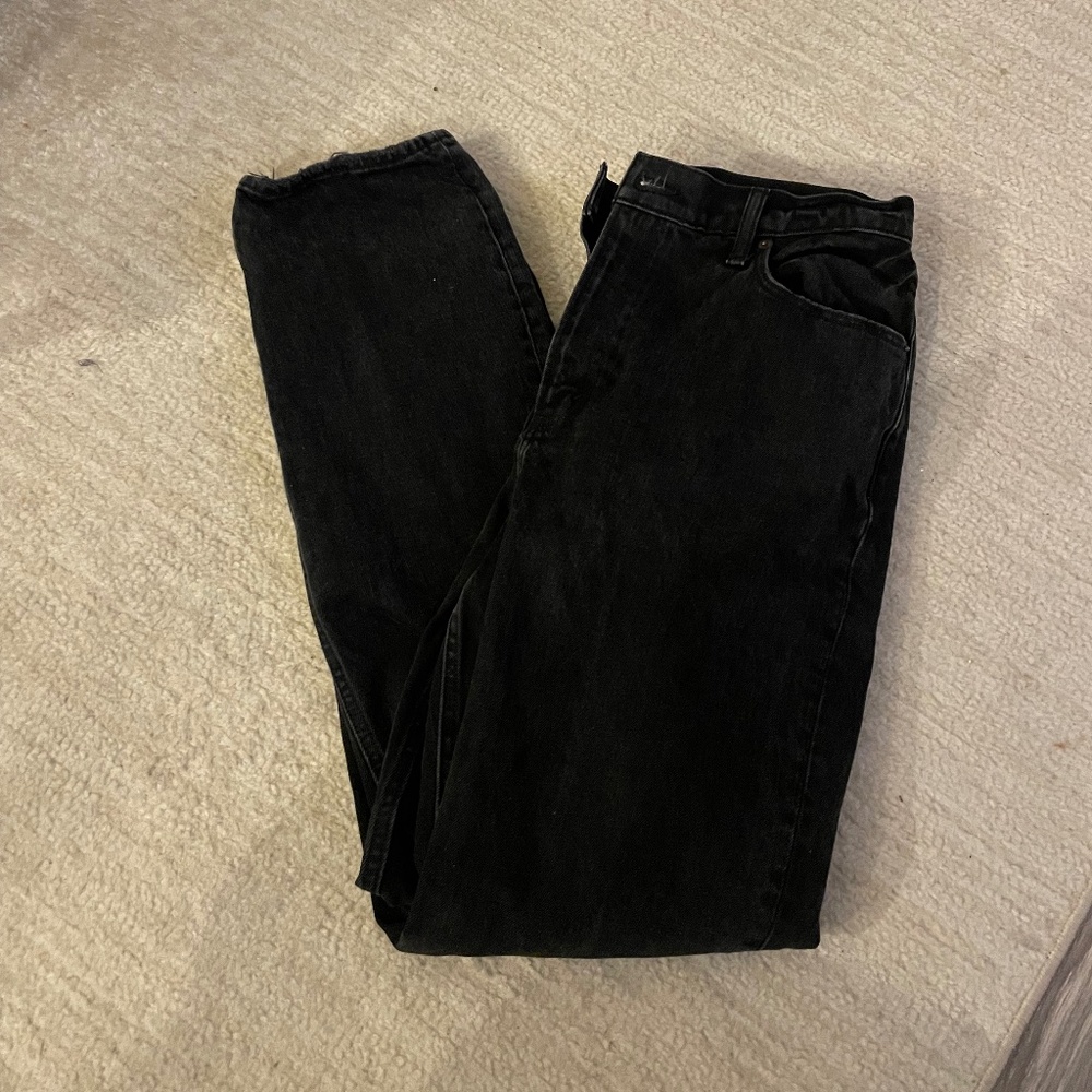 Abercrombie & Fitch The '90s Straight Ultra High Rise Jean